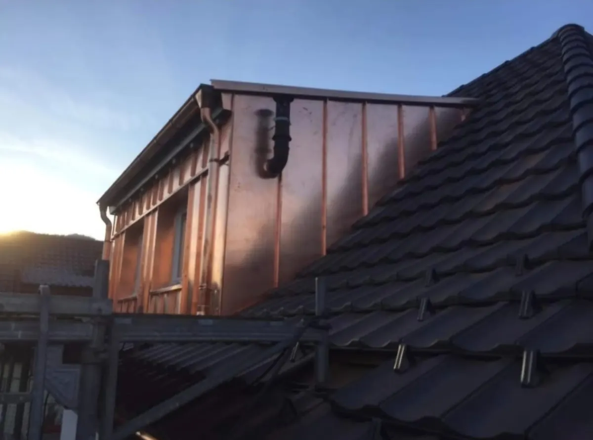 Metalldach &ndash; Referenzprojekt der Dach-VIP Bau UG